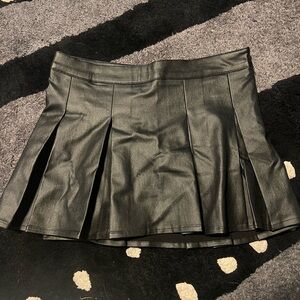 Fashion Nova Black Pleated Faux Leather Skirt